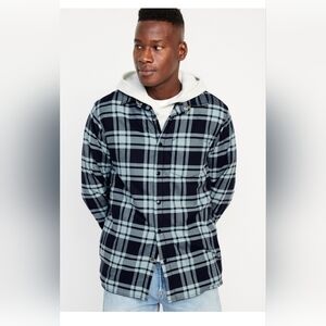 NWT Old Navy Men's Cozy Lined Shacket Light Teal And Navy Plaid Size L
